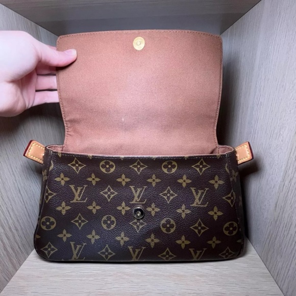 Louis Vuitton LV Monogram Looping Mini - Picture 3 of 8